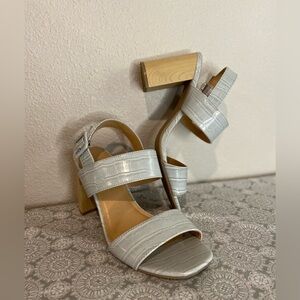 Lauren Conrad~Croc Embossed~Faux Leather~Sandals~Wood-Look Block Heel~Size 10